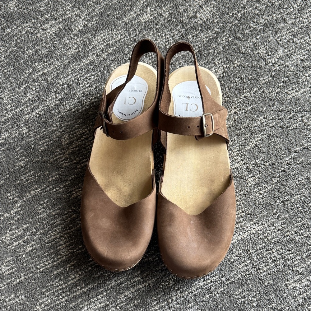 Clog Land Brown Leather Mary Jane Clogs Size EU 40 Boho Whimsical Classic Casual